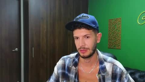 Max Taylor online show from December 2024 01:39:02 AM