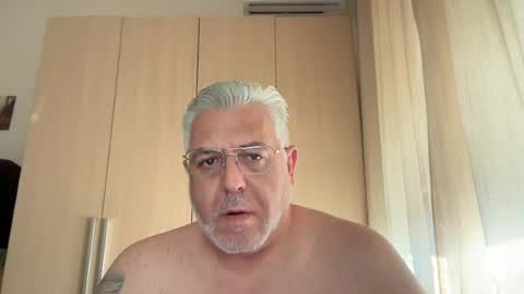 maxbillo online show from July 2026 04:42:02 PM