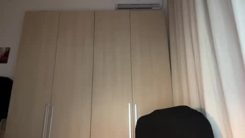 maxbillo online show from July 2026 10:49:02 PM