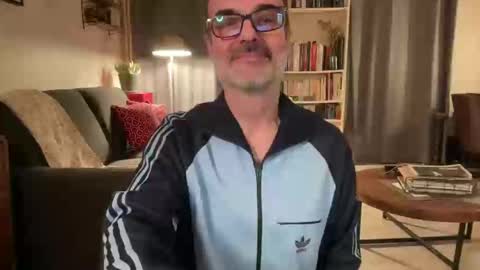 Max Mikado online show from February 2025 10:34:01 PM