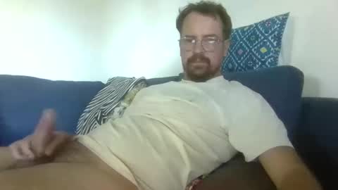 maxhorn591 online show from October 2025 01:19:01 PM