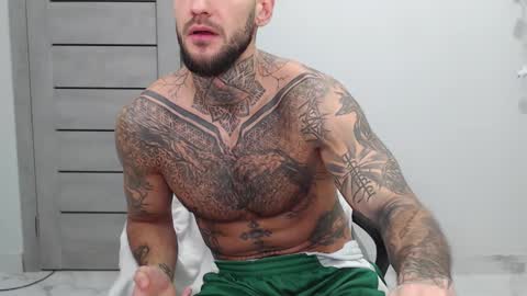 Maximus Fox online show from November 2025 06:57:02 AM