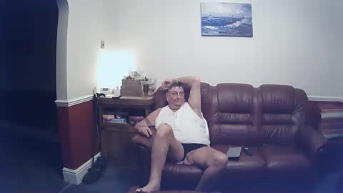 MAX online show from February 2025 09:36:01 PM