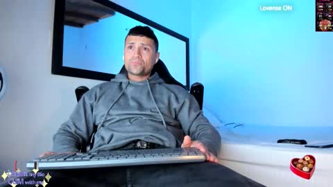 MAXI      online show from October 2025 08:11:02 AM