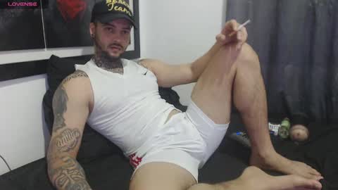 Snapshot of maxi_rogger chatting on February 2025 03:01:02 AM maxi rogger online show from February 2025 03:01:02 AM