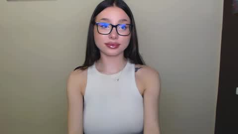 Snapshot of maxi_sweetheart chatting on January 2025 01:28:01 PM Joanna online show from January 2025 01:28:01 PM