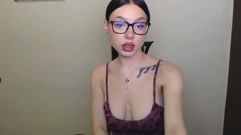 Snapshot of maxi_sweetheart chatting on January 2025 10:29:02 AM Joanna online show from January 2025 10:29:02 AM