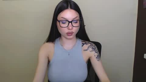 Snapshot of maxi_sweetheart chatting on February 2025 04:21:01 PM Joanna online show from February 2025 04:21:01 PM