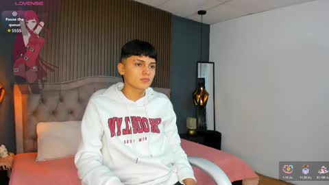 --  -- online show from October 2025 01:48:02 PM