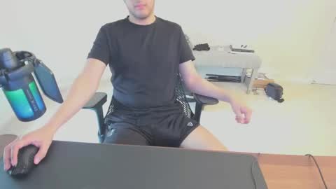 Snapshot of maximal91 chatting on February 2025 05:58:01 PM maximal91 online show from February 2025 05:58:01 PM