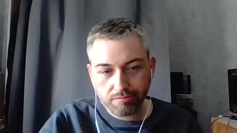 Snapshot of maximefrxx chatting on June 2026 02:30:01 PM Maxime online show from June 2026 02:30:01 PM