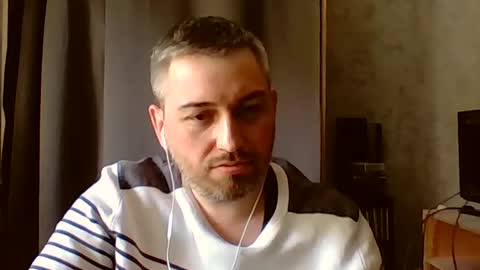 Snapshot of maximefrxx chatting on June 2026 03:47:01 PM Maxime online show from June 2026 03:47:01 PM