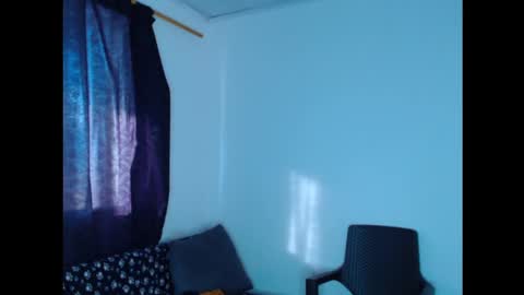 Maximo Aron Vega online show from December 2024 12:12:02 PM