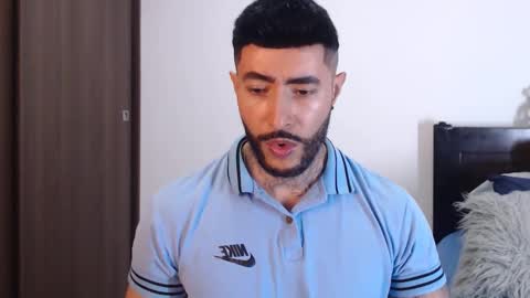 Independent Model online show from December 2024 05:58:02 AM