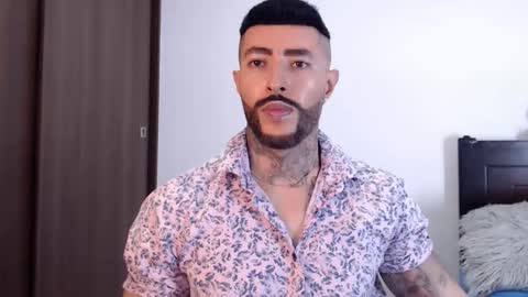 Independent Model online show from January 2025 04:03:01 AM