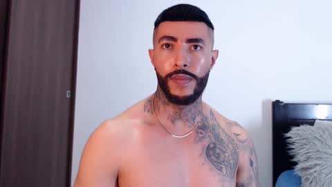 Independent Model online show from February 2025 07:15:01 AM