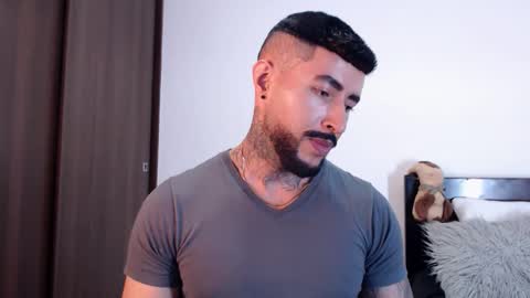 Independent Model online show from March 2025 02:26:02 AM