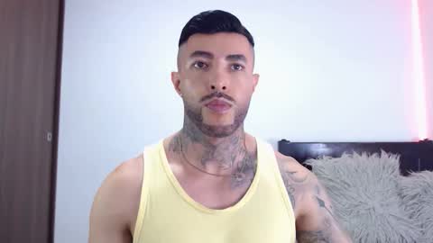 Snapshot of maximus_golden chatting on December 2025 03:48:01 AM Independent Model online show from December 2025 03:48:01 AM