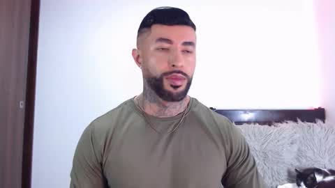 Snapshot of maximus_golden chatting on January 2026 04:15:01 AM Independent Model online show from January 2026 04:15:01 AM