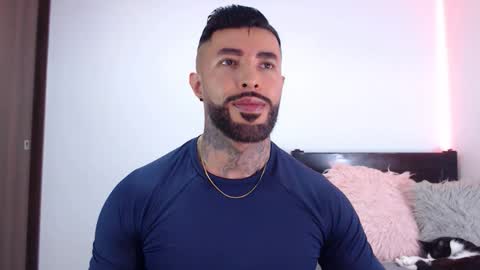 Snapshot of maximus_golden chatting on January 2026 04:28:02 AM Independent Model online show from January 2026 04:28:02 AM