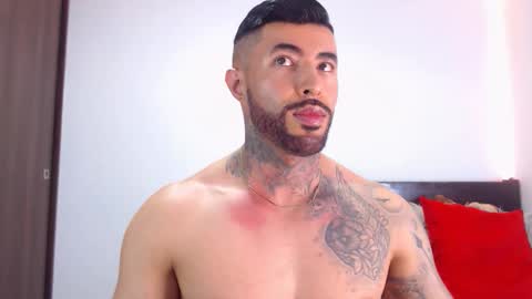 Snapshot of maximus_golden chatting on February 2026 04:30:01 AM Independent Model online show from February 2026 04:30:01 AM