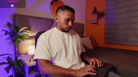 Maximus Clark online show from July 2026 02:42:01 AM