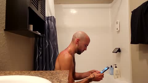 maximusdemitrious online show from September 2025 01:05:01 AM