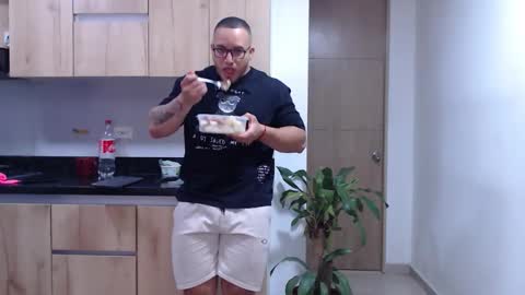 Snapshot of maximussantorini chatting on January 2026 12:26:01 AM maximus online show from January 2026 12:26:01 AM