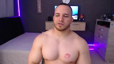 Snapshot of maximussantorini chatting on January 2026 12:04:02 AM maximus online show from January 2026 12:04:02 AM