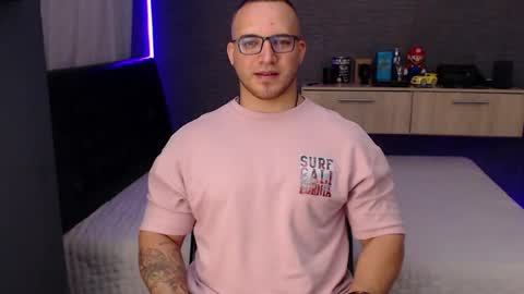 Snapshot of maximussantorini chatting on April 2026 09:34:02 PM maximus online show from April 2026 09:34:02 PM