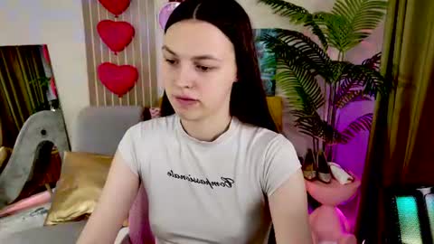MaxinCarroll online show from June 2026 10:09:01 AM