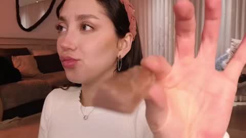 Snapshot of maxine_8 chatting on March 2025 12:42:02 AM Maxine online show from March 2025 12:42:02 AM