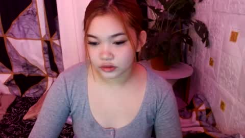 maxinean online show from July 2026 09:00:02 AM