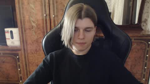 Snapshot of maxplay18 chatting on January 2025 03:33:01 PM Max online show from January 2025 03:33:01 PM