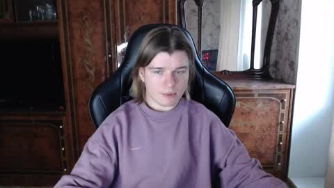 Snapshot of maxplay18 chatting on November 2025 09:15:02 AM Max online show from November 2025 09:15:02 AM