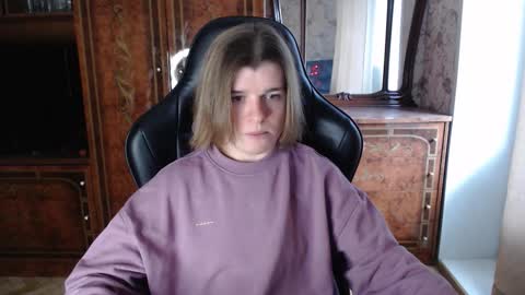 Snapshot of maxplay18 chatting on November 2025 11:58:01 AM Max online show from November 2025 11:58:01 AM