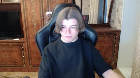 Snapshot of maxplay18 chatting on November 2025 01:15:02 PM Max online show from November 2025 01:15:02 PM