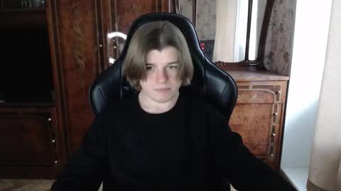 Snapshot of maxplay18 chatting on January 2026 12:10:02 PM Max online show from January 2026 12:10:02 PM