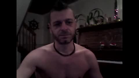 MaxTheWolf online show from December 2024 11:39:02 AM