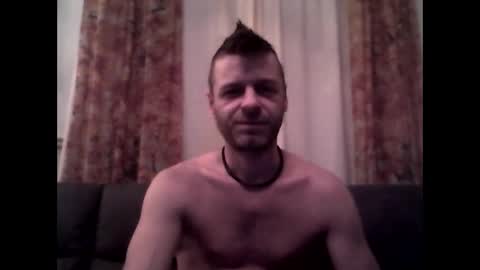 MaxTheWolf online show from December 2025 01:13:01 AM