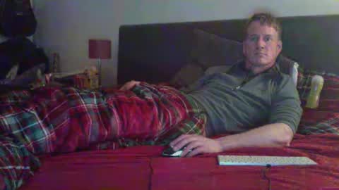 maxwilly7803039708 online show from April 2026 02:23:02 AM