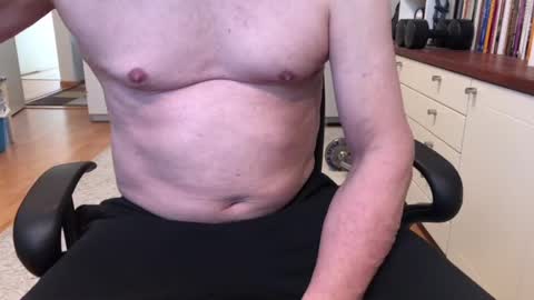 Snapshot of maxx_martin chatting on February 2025 07:06:02 AM Max online show from February 2025 07:06:02 AM