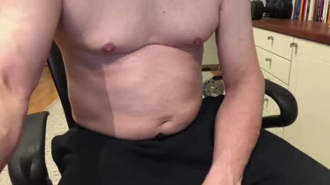 Snapshot of maxx_martin chatting on February 2025 05:46:02 AM Max online show from February 2025 05:46:02 AM