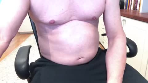 Snapshot of maxx_martin chatting on February 2025 07:34:01 AM Max online show from February 2025 07:34:01 AM