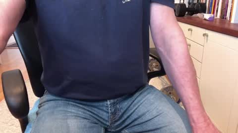 Snapshot of maxx_martin chatting on March 2025 12:05:02 PM Max online show from March 2025 12:05:02 PM