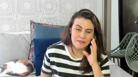 Victoria online show from February 2025 02:48:01 PM