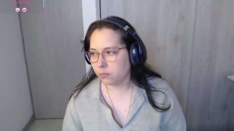 May online show from October 2025 08:20:02 PM