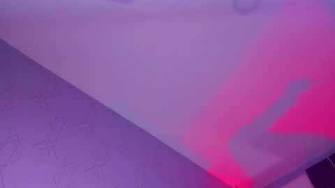 MAY online show from November 2025 10:09:02 PM