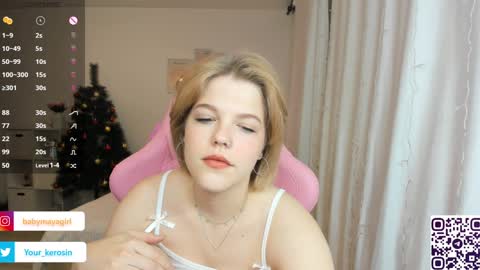 Snapshot of maya_blonde18 chatting on December 2024 03:20:01 AM Maya online show from December 2024 03:20:01 AM