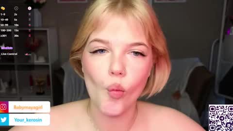 Snapshot of maya_blonde18 chatting on March 2025 06:48:01 AM Maya online show from March 2025 06:48:01 AM